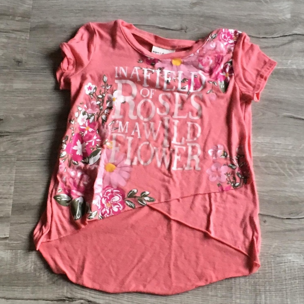 Pink t-shirt
